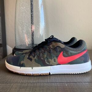 Nike Free SB QS MENS 8.5 Camo Print Low Top Sneakers